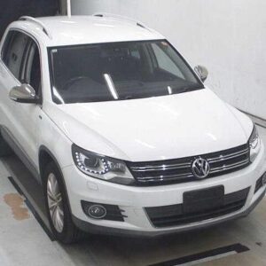 2015 Volkswagen Tiguan white gasoline used car Japan export