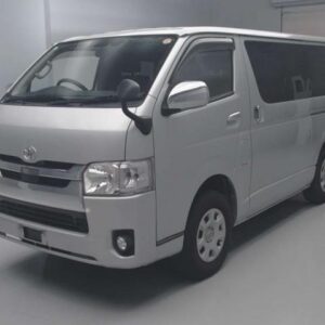 2019 Toyota Hiace Van silver diesel used car Japan export