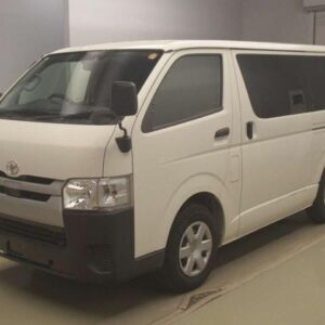 2020 Toyota Hiace Van white diesel used car Japan export