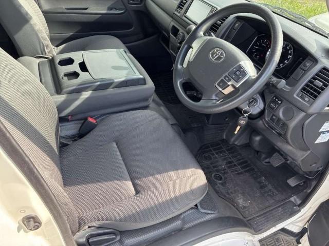 Ref:AUX-24265175 TOYOTA HIACE VAN 2021 4 Ref:AUX-24265175 TOYOTA HIACE VAN 2021 - Image 4