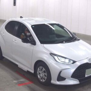 2026 Toyota Yaris pearl gasoline used car Japan export