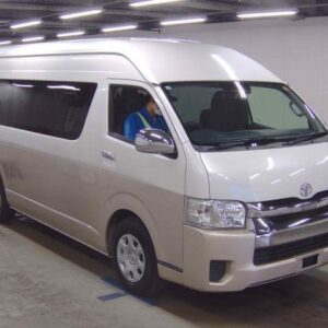 2019 Toyota Hiace Wagon pearl gasoline used car Japan export