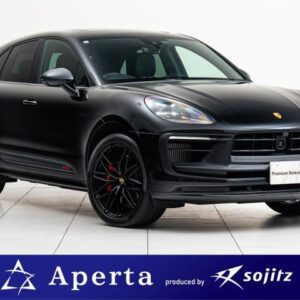 2023 Porsche Macan black gasoline used car Japan export