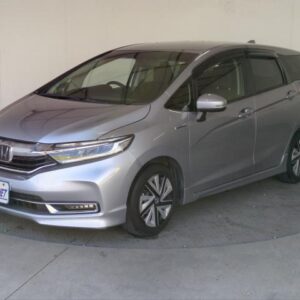 2021 Honda Shuttle silver hybrid used car Japan export