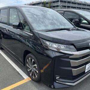 2025 Toyota Noah black hybrid used car Japan export