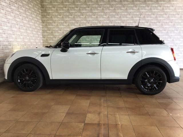 Ref:AUX-24280532 MINI MINI 2023 8 Ref:AUX-24280532 MINI MINI 2023 - Image 8