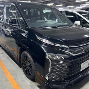 2023 Toyota Voxy black gasoline used car Japan export