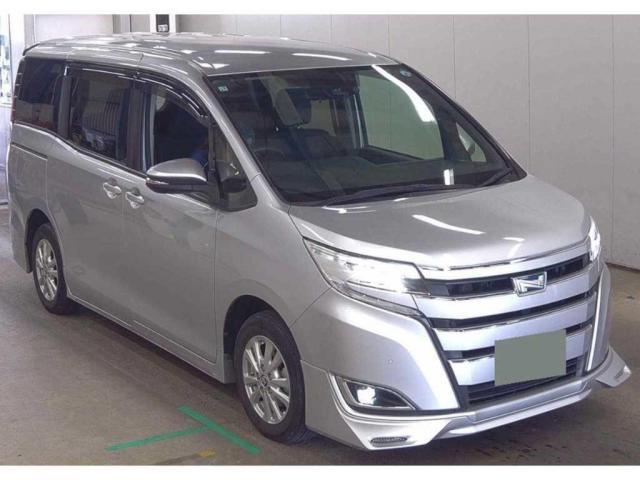 Ref:AUX-24280822 TOYOTA NOAH 2021 1 2021 Toyota Noah silver gasoline used car Japan export