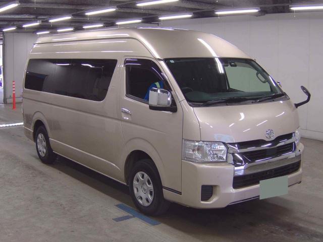 Ref:AUX-24285388 TOYOTA HIACE WAGON 2024 1 2024 Toyota Hiace Wagon gold gasoline used car Japan export