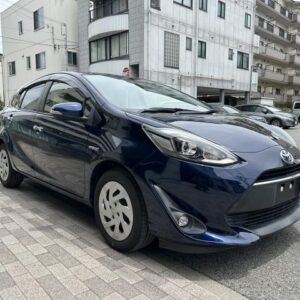 2017 Toyota Aqua blue gasoline used car Japan export