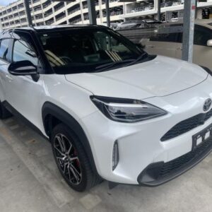 2023 Toyota Yaris Cross pearl hybrid used car Japan export