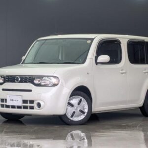 2018 Nissan Cube pearl gasoline used car Japan export
