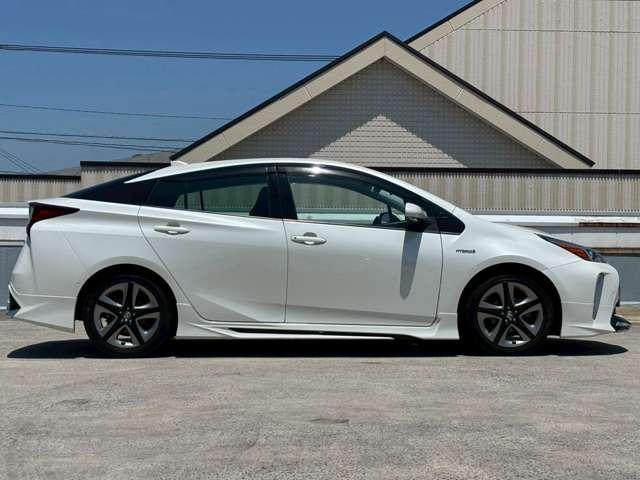 Ref:AUX-24287737 TOYOTA PRIUS 2019 2 Ref:AUX-24287737 TOYOTA PRIUS 2019 - Image 2