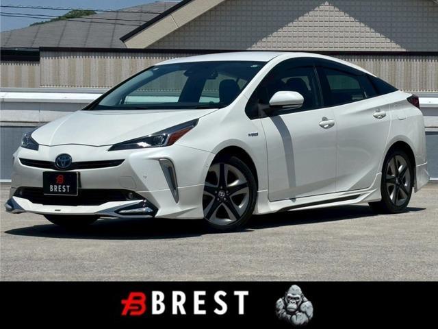 Ref:AUX-24287737 TOYOTA PRIUS 2019 1 2019 Toyota Prius white hybrid used car Japan export