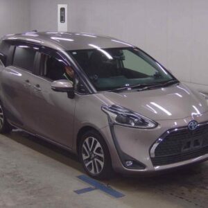 2021 Toyota Sienta tea gasoline used car Japan export