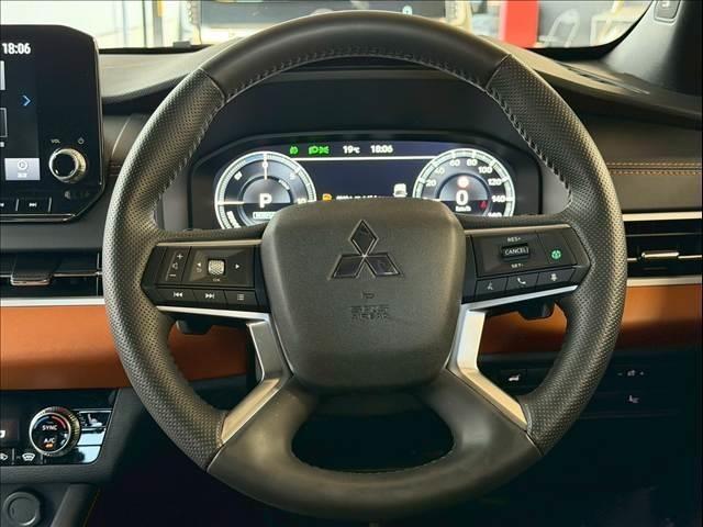 Ref:AUX-24294433 MITSUBISHI OUTLANDER PHEV 2022 11 Ref:AUX-24294433 MITSUBISHI OUTLANDER PHEV 2022 - Image 11