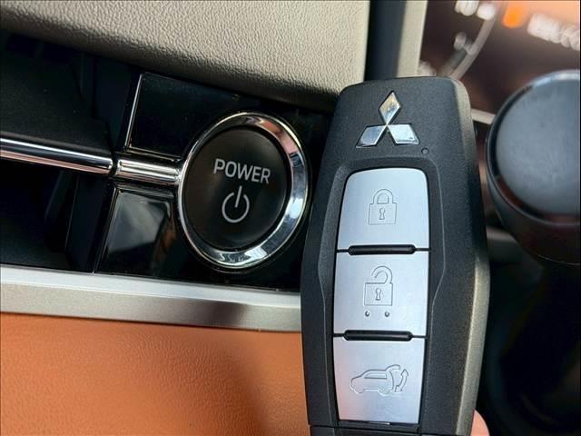 Ref:AUX-24294433 MITSUBISHI OUTLANDER PHEV 2022 15 Ref:AUX-24294433 MITSUBISHI OUTLANDER PHEV 2022 - Image 15