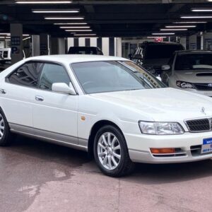 1999 Nissan Laurel pearl gasoline used car Japan export