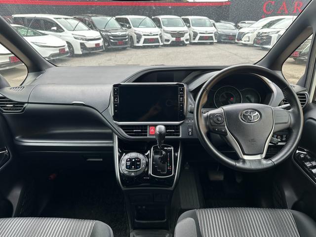 Ref:AUX-24299691 TOYOTA VOXY 2019 2 Ref:AUX-24299691 TOYOTA VOXY 2019 - Image 2