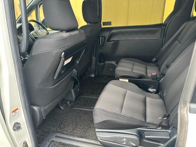 Ref:AUX-24299691 TOYOTA VOXY 2019 15 Ref:AUX-24299691 TOYOTA VOXY 2019 - Image 15