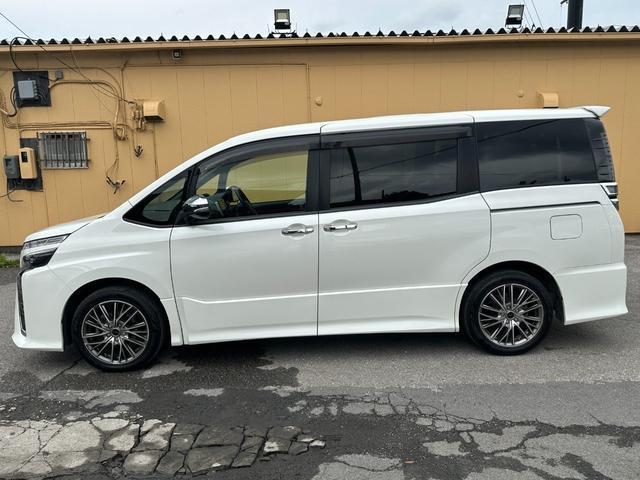Ref:AUX-24299691 TOYOTA VOXY 2019 20 Ref:AUX-24299691 TOYOTA VOXY 2019 - Image 20