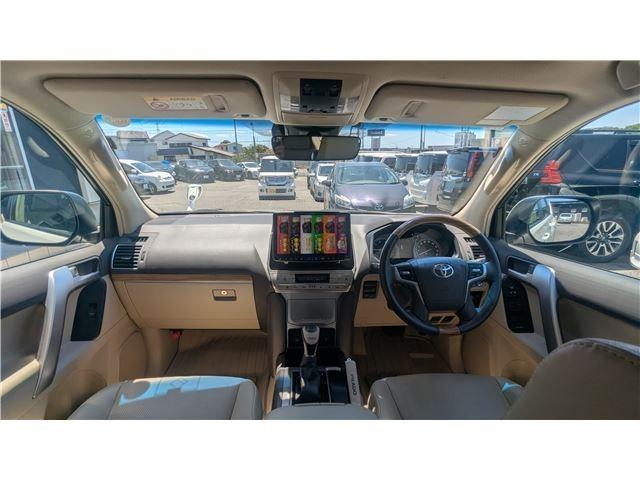 Ref:AUX-24300680 TOYOTA LAND CRUISER PRADO 2022 3 Ref:AUX-24300680 TOYOTA LAND CRUISER PRADO 2022 - Image 3