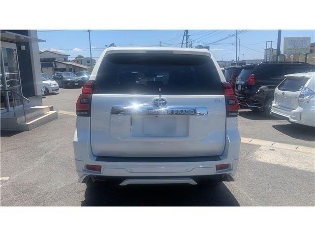Ref:AUX-24300680 TOYOTA LAND CRUISER PRADO 2022 6 Ref:AUX-24300680 TOYOTA LAND CRUISER PRADO 2022 - Image 6