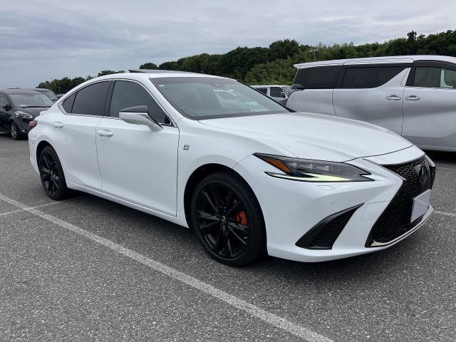 Ref:AUX-24300814 LEXUS ES 2024 1 2024 Lexus Es pearl gasoline used car Japan export