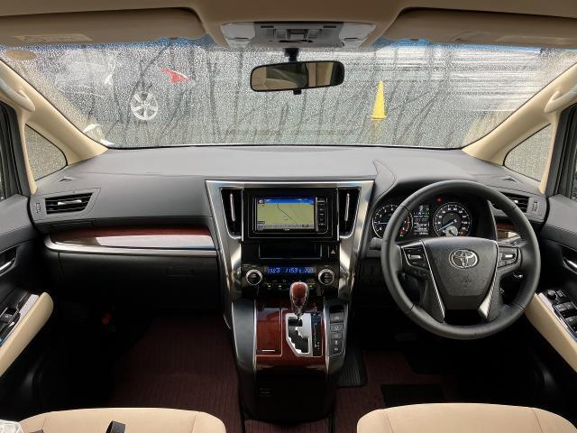 Ref:AUX-24300827 TOYOTA VELLFIRE 2015 3 Ref:AUX-24300827 TOYOTA VELLFIRE 2015 - Image 3