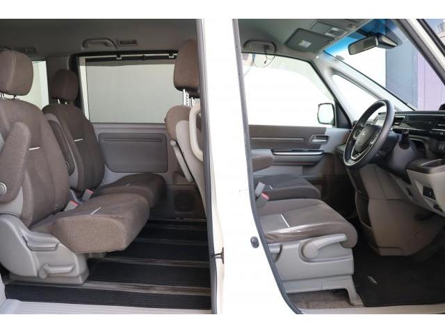Ref:AUX-24304932 HONDA STEPWAGON 2017 13 Ref:AUX-24304932 HONDA STEPWAGON 2017 - Image 13