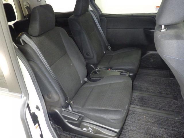 Ref:AUX-24305303 TOYOTA NOAH 2014 7 Ref:AUX-24305303 TOYOTA NOAH 2014 - Image 7
