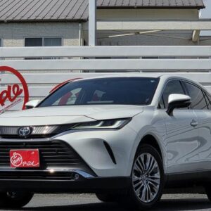 2021 Toyota Harrier pearl gasoline used car Japan export
