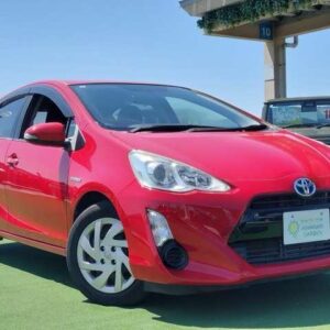 2015 Toyota Aqua red hybrid used car Japan export