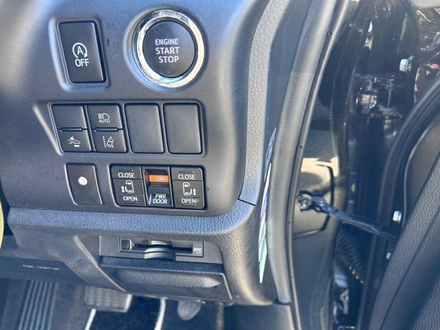 Ref:AUX-24320181 TOYOTA VOXY 2018 14 Ref:AUX-24320181 TOYOTA VOXY 2018 - Image 14