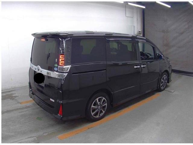 Ref:AUX-24320181 TOYOTA VOXY 2018 5 Ref:AUX-24320181 TOYOTA VOXY 2018 - Image 5