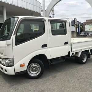 2022 Toyota Dyna Truck white diesel used car Japan export