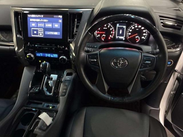 Ref:AUX-24321160 TOYOTA ALPHARD 2021 3 Ref:AUX-24321160 TOYOTA ALPHARD 2021 - Image 3