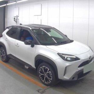 2026 Toyota Yaris Cross pearl gasoline used car Japan export