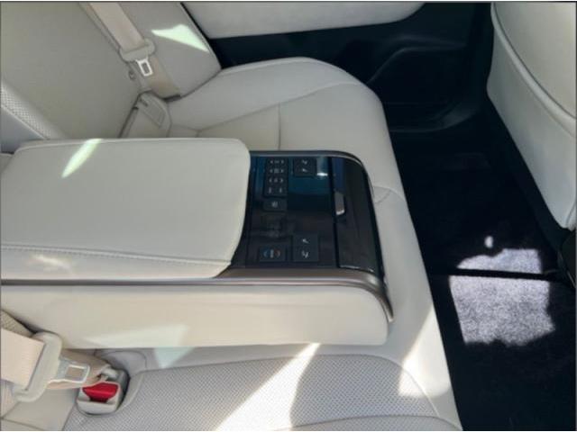 Ref:AUX-24321278 TOYOTA CROWN CROSSOVER 2025 10 Ref:AUX-24321278 TOYOTA CROWN CROSSOVER 2025 - Image 10