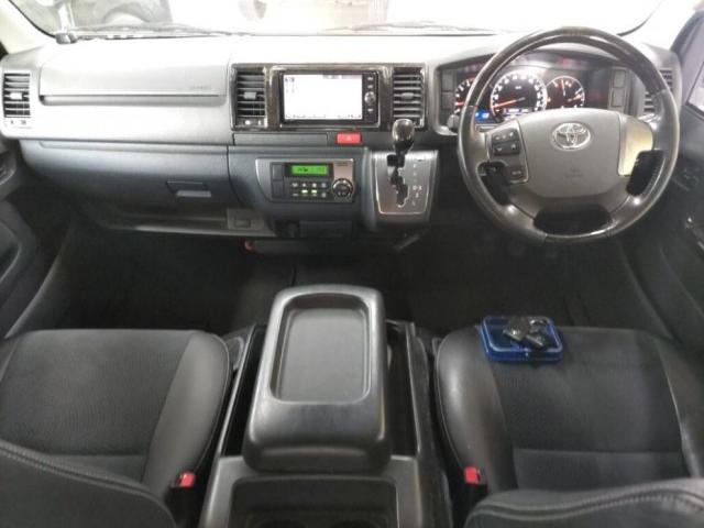 Ref:AUX-24325671 TOYOTA HIACE VAN 2017 4 Ref:AUX-24325671 TOYOTA HIACE VAN 2017 - Image 4