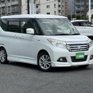 2017 Mitsubishi Delica D:2 pearl hybrid used car Japan export