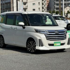 2020 Toyota Roomy pearl gasoline used car Japan export