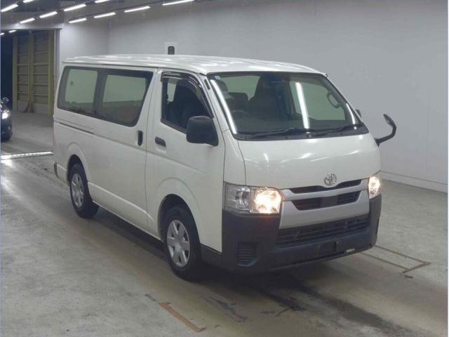 Ref:AUX-24325868 TOYOTA HIACE VAN 2021 1 2021 Toyota Hiace Van white diesel used car Japan export