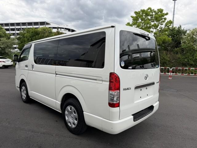 Ref:AUX-24326121 TOYOTA HIACE VAN 2021 2 Ref:AUX-24326121 TOYOTA HIACE VAN 2021 - Image 2