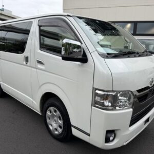 2021 Toyota Hiace Van pearl diesel used car Japan export
