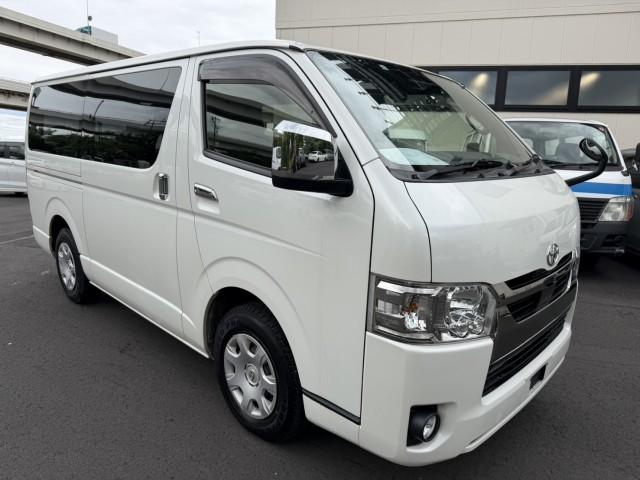 Ref:AUX-24326121 TOYOTA HIACE VAN 2021 1 2021 Toyota Hiace Van pearl diesel used car Japan export