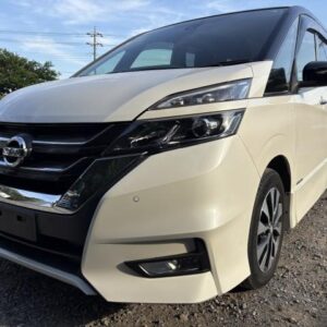 2019 Nissan Serena pearl gasoline used car Japan export