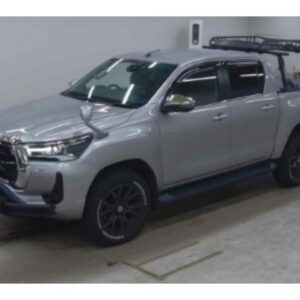 2021 Toyota Hilux silver diesel used car Japan export