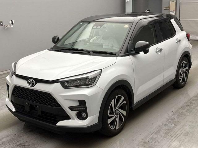 Ref:AUX-24340551 TOYOTA RAIZE 2024 1 2024 Toyota Raize pearl gasoline used car Japan export