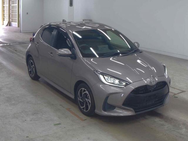Ref:AUX-24340822 TOYOTA YARIS 2021 1 2021 Toyota Yaris gray gasoline used car Japan export